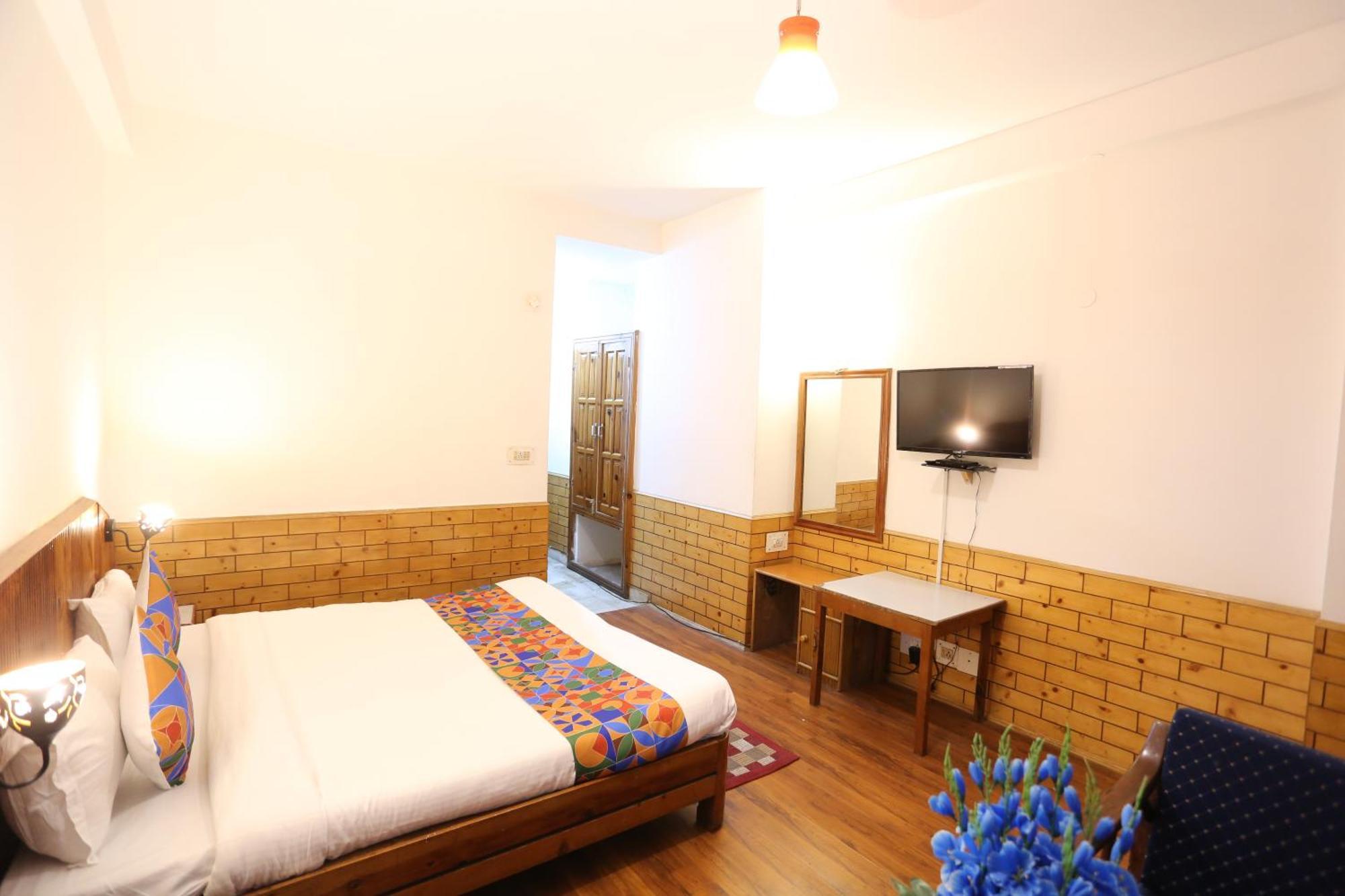 Hotel Surbhi Vashist Zewnętrze zdjęcie
