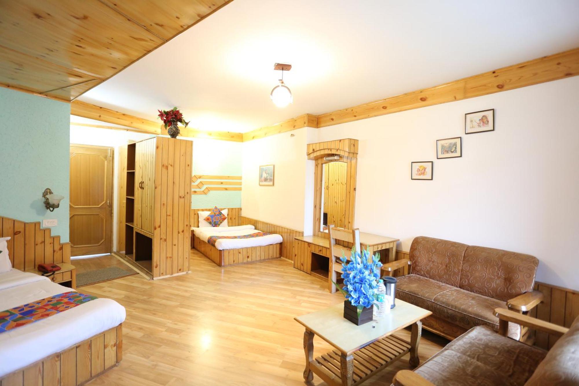 Hotel Surbhi Vashist Zewnętrze zdjęcie