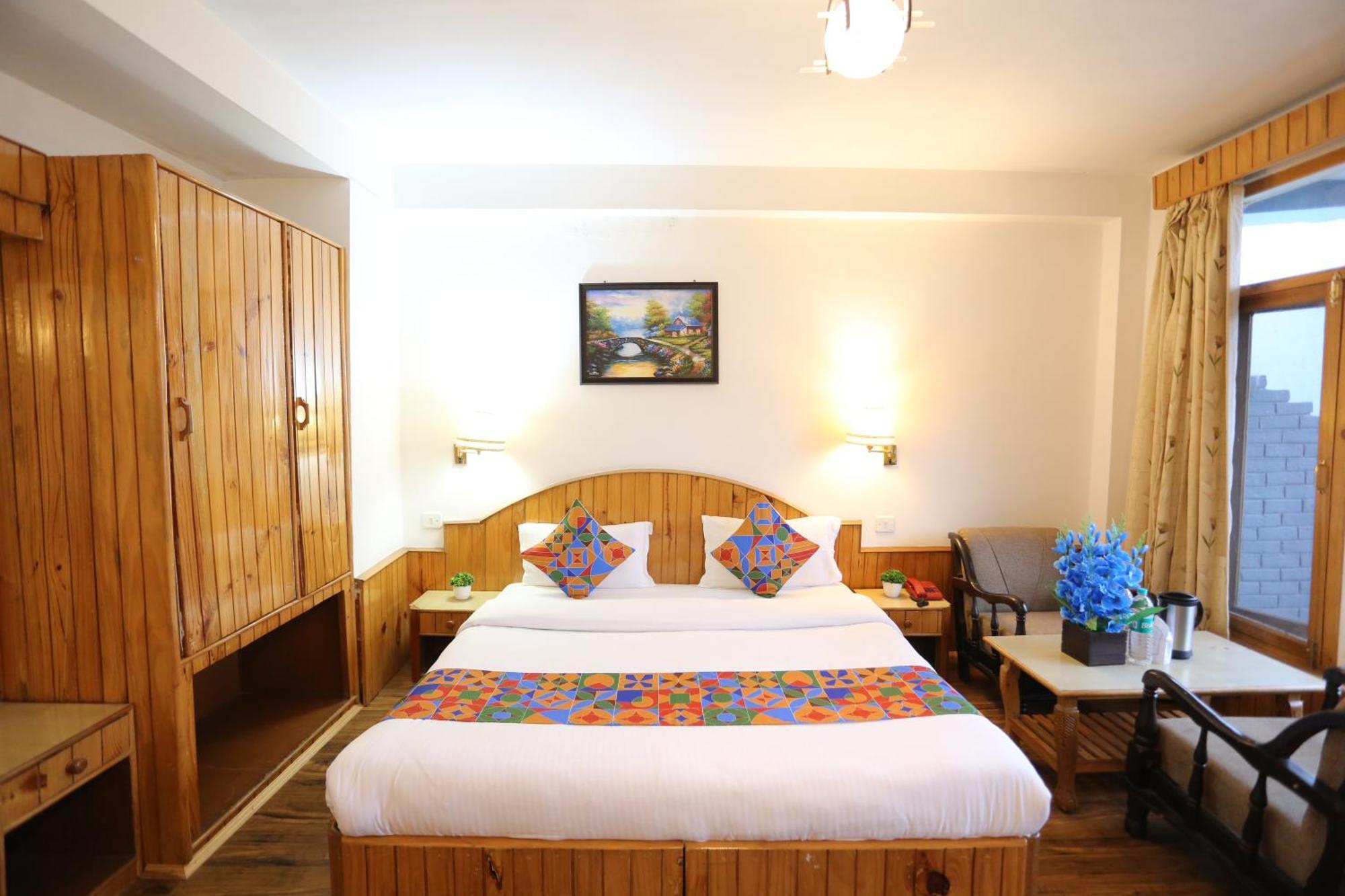 Hotel Surbhi Vashist Zewnętrze zdjęcie
