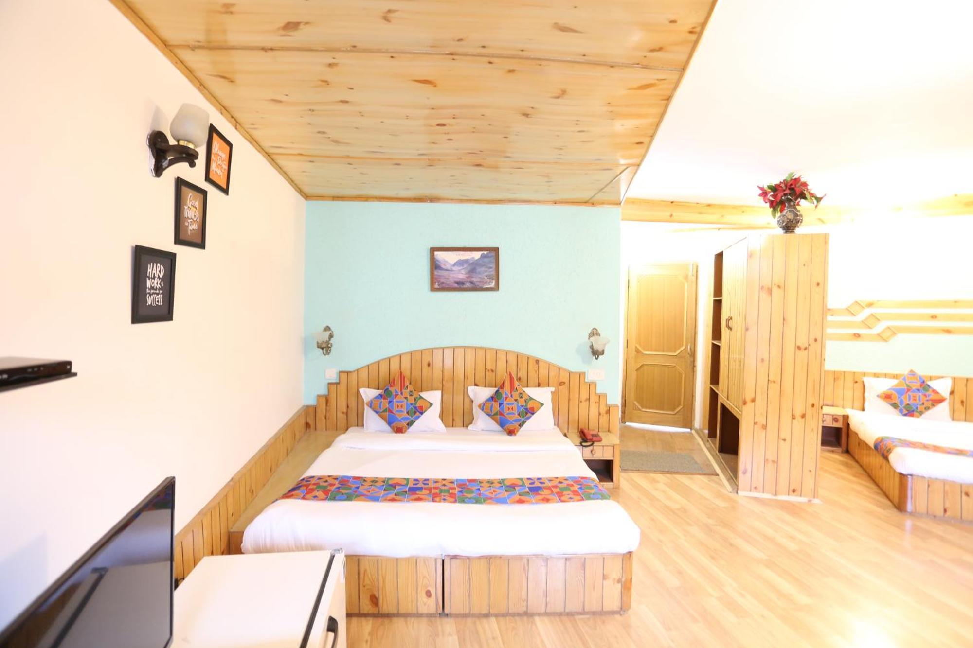Hotel Surbhi Vashist Zewnętrze zdjęcie