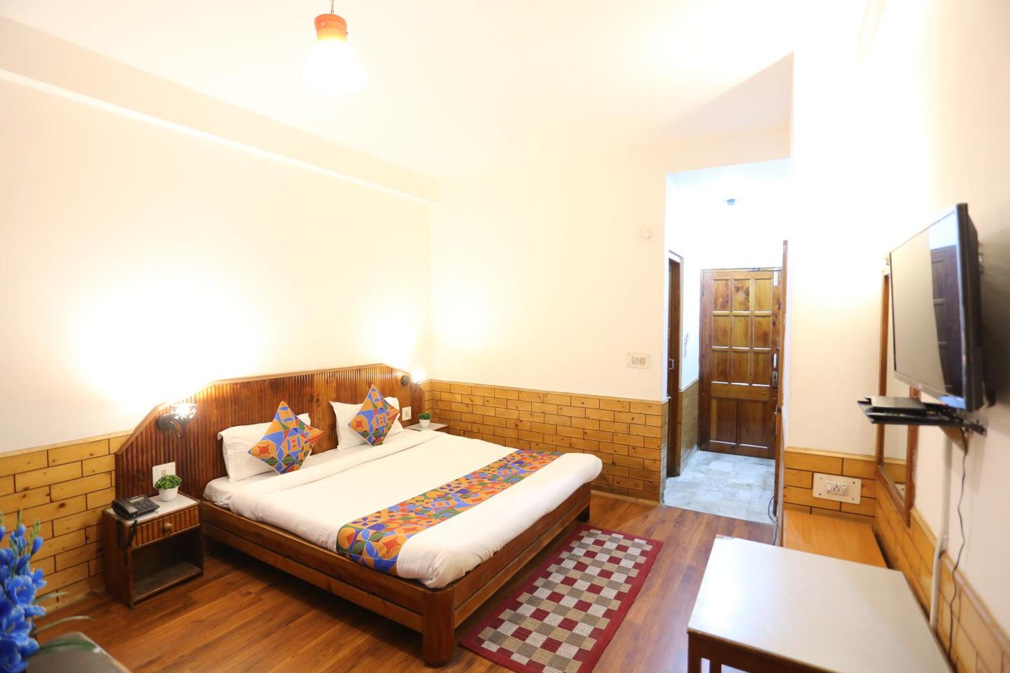 Hotel Surbhi Vashist Zewnętrze zdjęcie